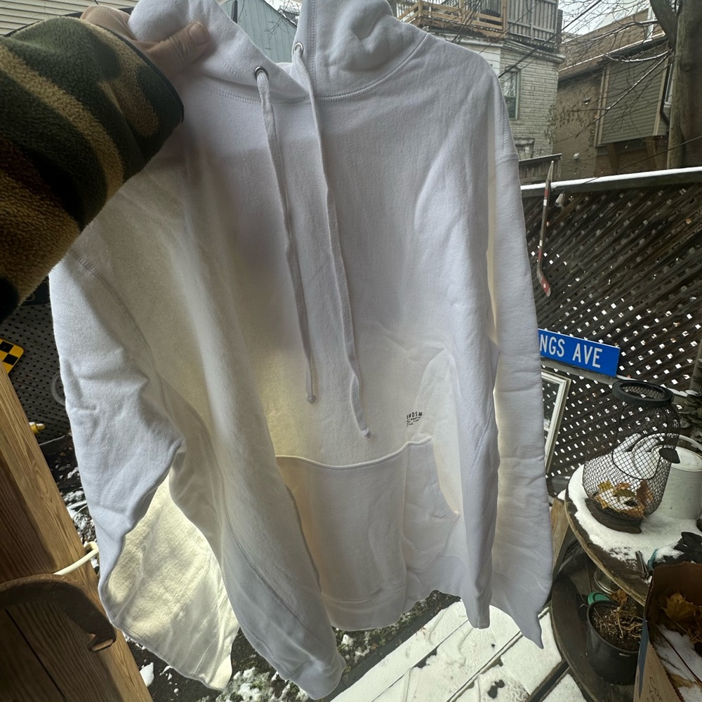 White Hoodie XL